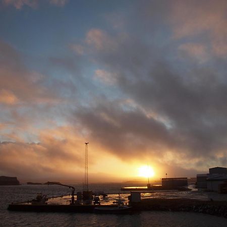 Hotel Nordurljos Raufarhöfn Exteriör bild